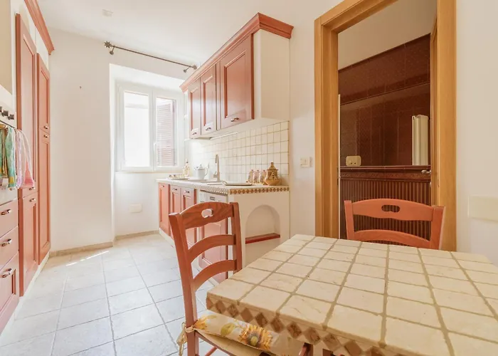 Casa Vaticana Spacious 3br By St Peters *
